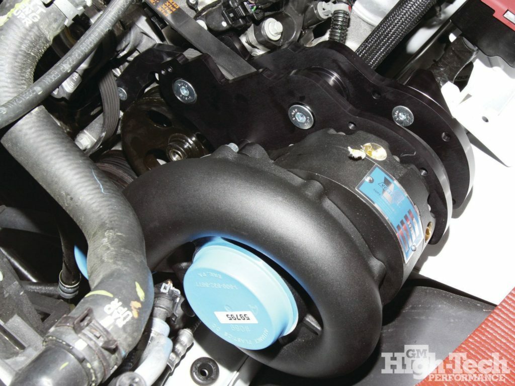 ghtp-1301-11-hot-blown-six-supercharger-system-install-drop-vortech-supercharger-in-place-1024×768