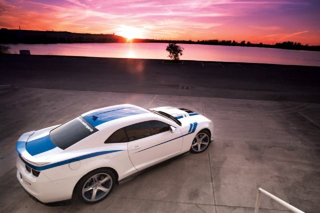 2012-chevrolet-zl1-rear-side-view